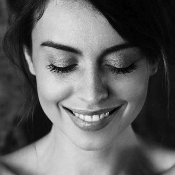 Meet your Posher, Honest - Picture 1 of 1